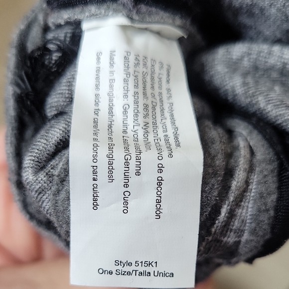 Isotoner Gray Fleece Gloves - Picture 4 of 5